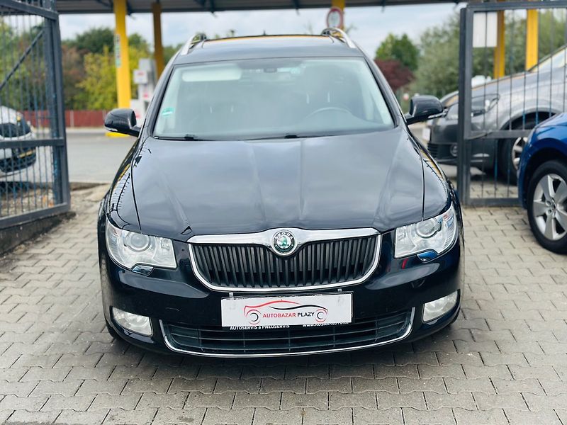 Škoda Superb (2011) 3.6 V6 4x4 WEBASTO,SERVISOVANÝ - fotka 2 z 22