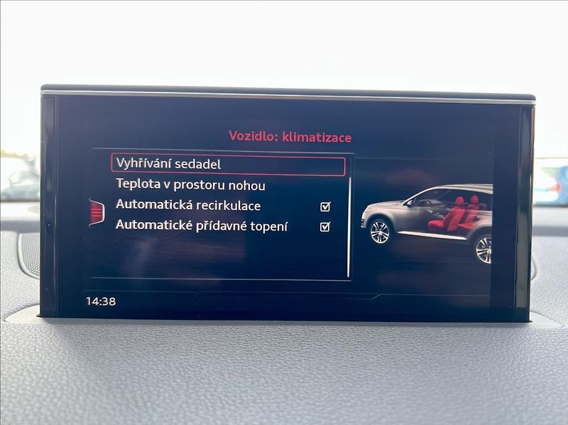 Audi Q7 3,0 TDi  MATRIX  VZDUCH  200kW - fotka 43 z 54