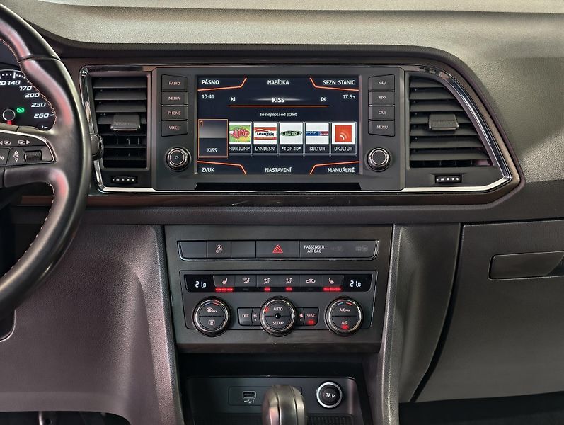Seat Ateca 1.4 TSi 110kW DSG XCELLENCE - fotka 13 z 24