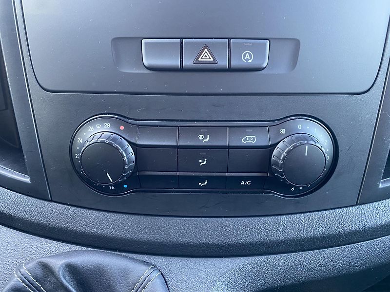 Mercedes-Benz Vito (2021) 110,L2H1,LONG, VÝB STAV!! - fotka 28 z 43