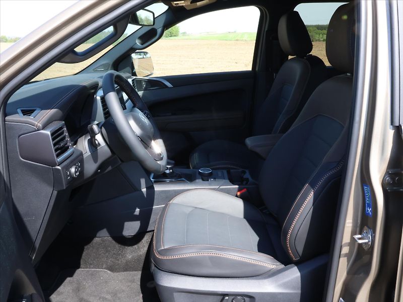 Volkswagen Amarok 3,0 TDi PanAmericana 10AUT 4x4 - fotka 12 z 38