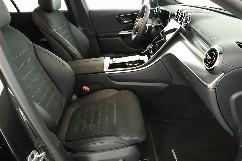 Mercedes-Benz GLC (2025) 220 d 4MATIC, AMG, 4MATIC, DPH - fotka 7 z 21