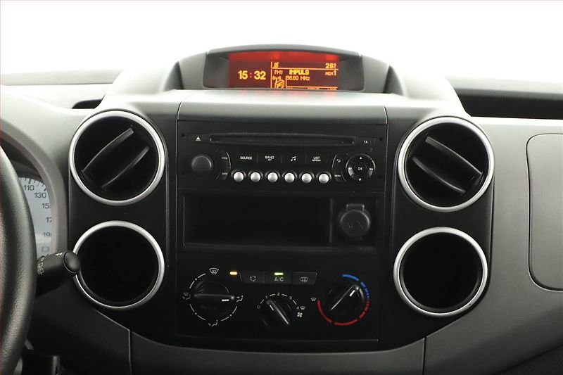 Peugeot Partner (2018) Active 1.6 BlueHDi, 5Míst, ČR - fotka 9 z 11