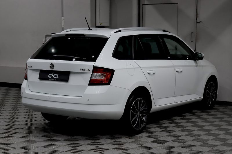 Škoda Fabia 3 Combi 1.2 TSI 66 kW - fotka 6 z 27