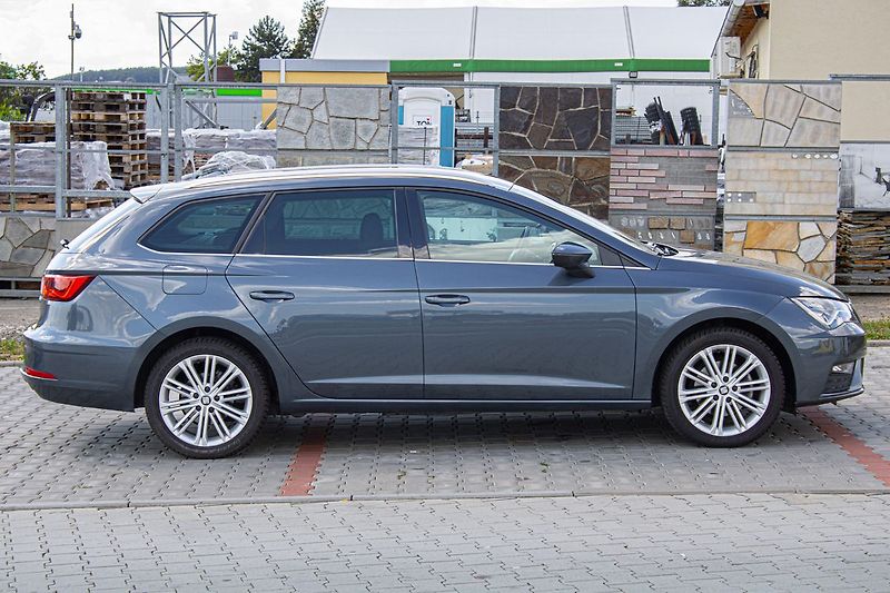 Seat Leon Xcellence - fotka 4 z 31