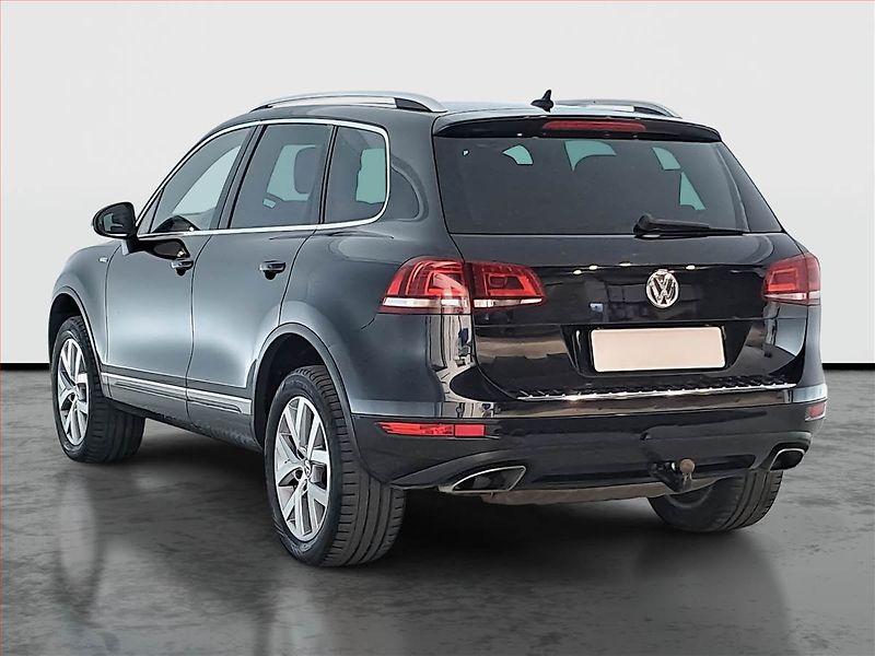 Volkswagen Touareg (2013) 4.2 V8 TDi, 4X4, Automat - fotka 4 z 23