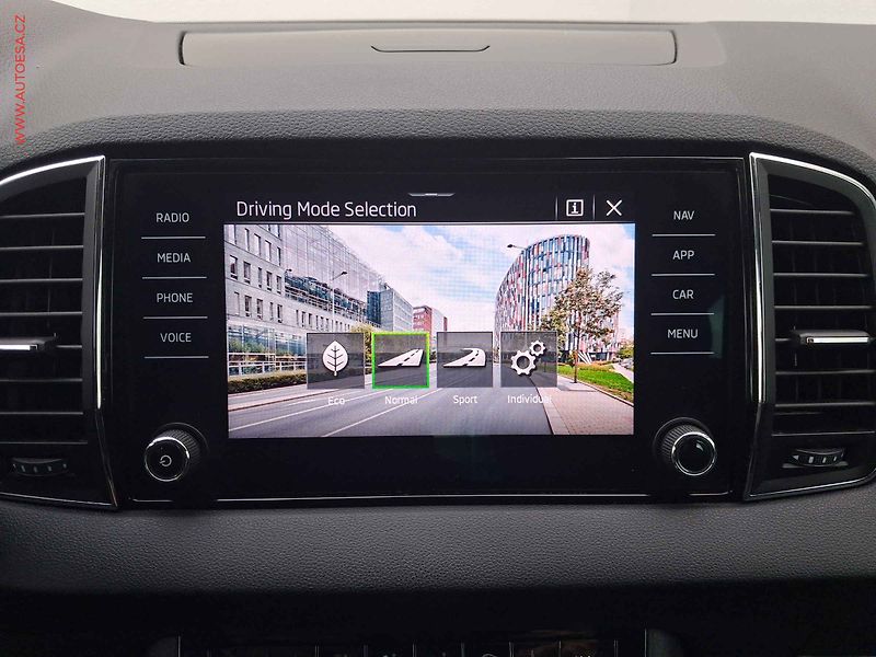 Škoda Karoq (2021) 2.0 TDi, 2.maj,ČR, Ambition - fotka 19 z 20