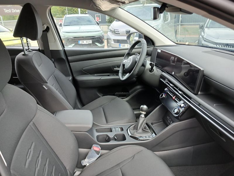 Hyundai Tucson 1,6 T-GDI SMART Nový vůz - fotka 12 z 12