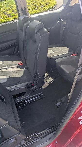 Ford Galaxy (2019) GALAXY 2.0D 140kW,4x4 titanium - fotka 13 z 17