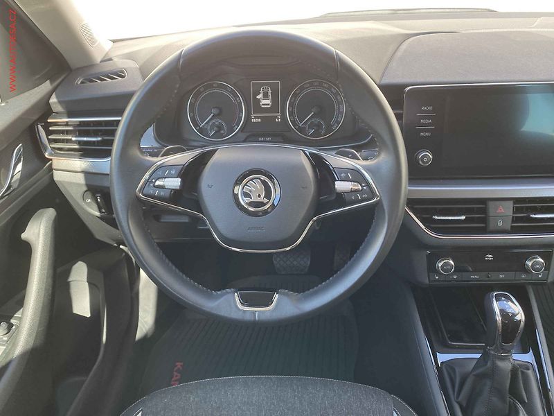 Škoda Kamiq (2023) 1.0 TSi, 1.maj,ČR, Style - fotka 11 z 20