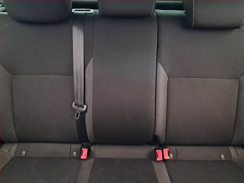 Škoda Rapid (2015) Spaceback 1.4 TDI - fotka 10 z 15