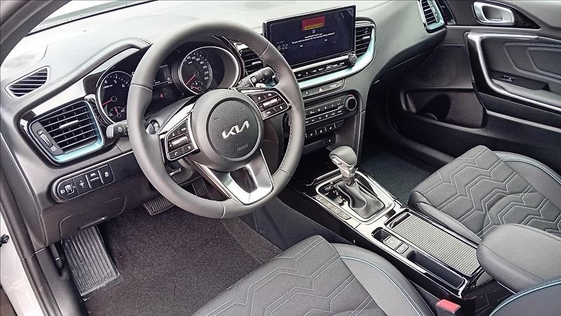 Kia XCeed 1,6 T-GDi GPF 7DCT STEEL EDIT. - fotka 8 z 12