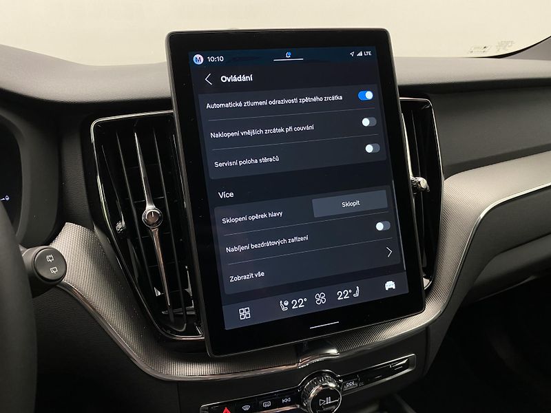 Volvo XC60 T8 AWD RECHARGE BLACK EDITION - fotka 52 z 63