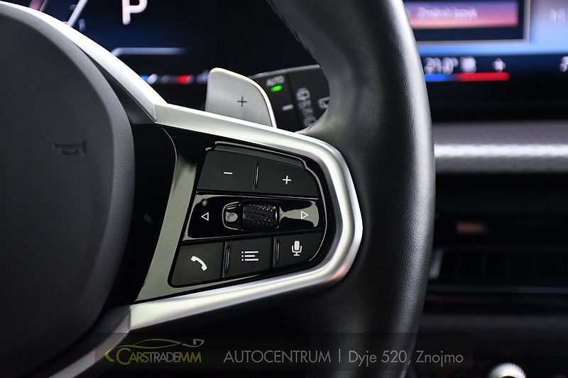 BMW Řada 3 320D xDrive M-SPORT ČR 1.M - fotka 30 z 60