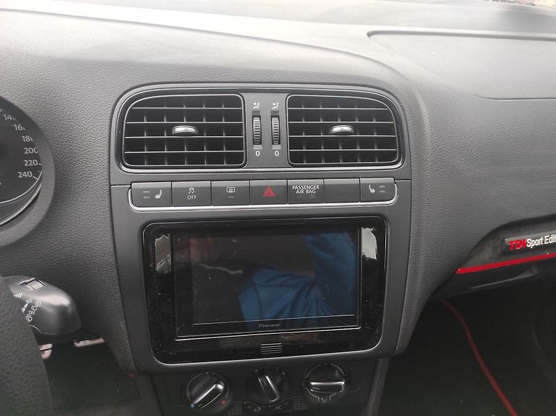 Volkswagen Polo 1.6 TDI  GTD - fotka 12 z 21