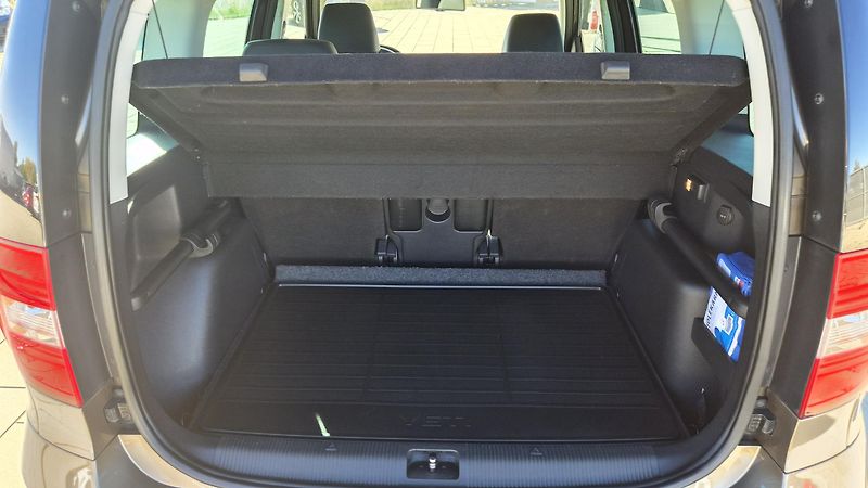 Škoda Yeti 2,0TDi 4x4 DSG 125KW TOP! - fotka 15 z 22