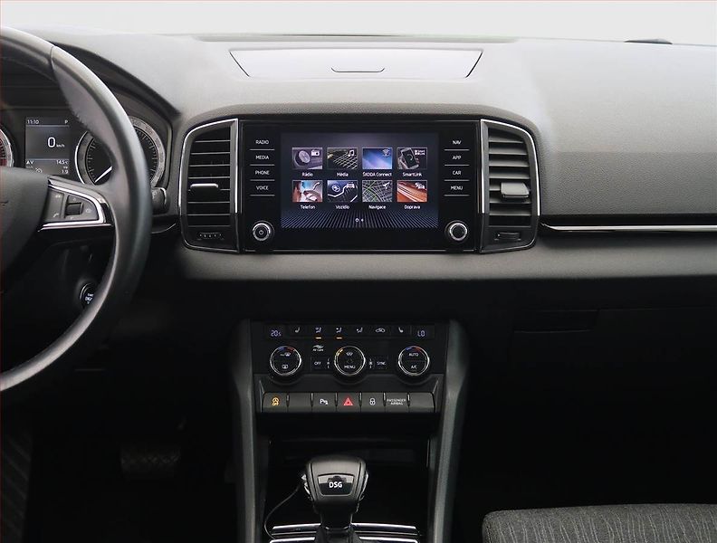 Škoda Karoq (2018) 1.6 TDI, Automat, Serv.kniha - fotka 12 z 23
