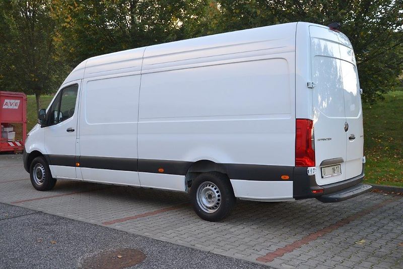 Mercedes-Benz Sprinter 317 CDi 9G automat 2025 - fotka 4 z 31