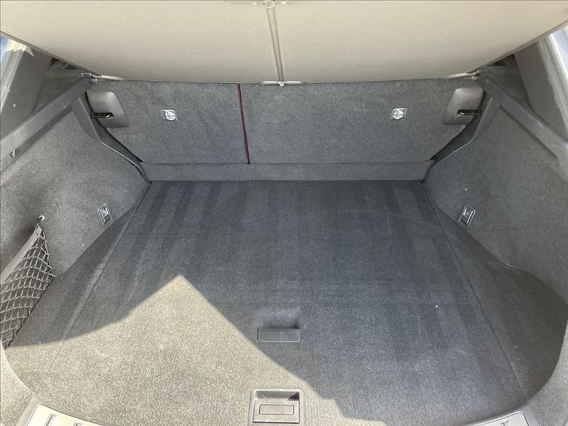 Lexus NX 350h 2,5 Hybrid F-SPORT top 4x4  NX - fotka 29 z 33