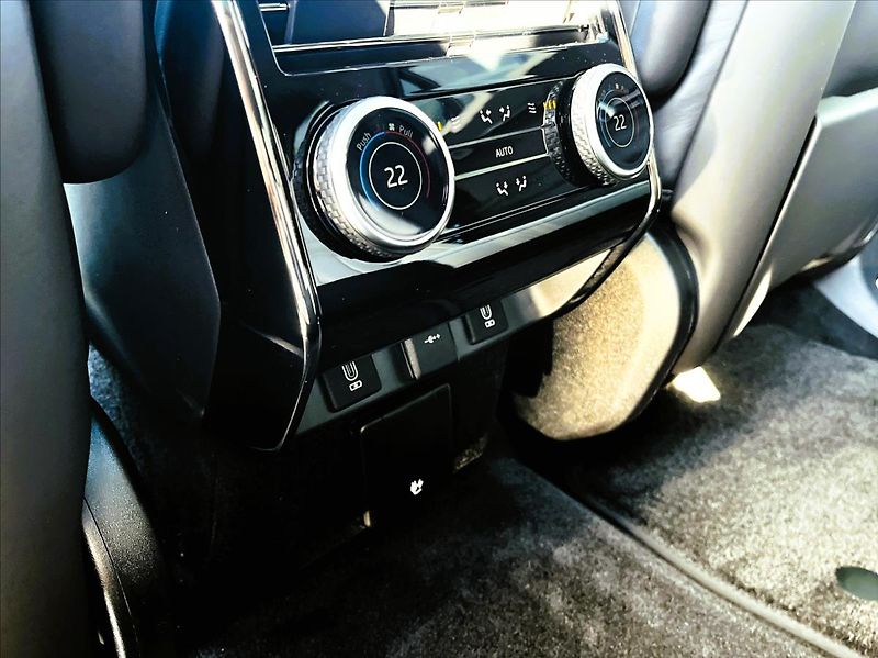 Land Rover Range Rover Sport 3,0 P460e DYNAMIC HSE PHEV - fotka 39 z 45