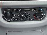 Citroën C3 (2002) 1.6i, Klima - náhled 13