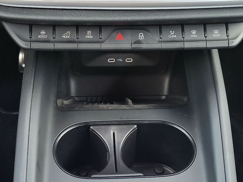 Škoda Elroq Sportline 85KwH 210kW - fotka 28 z 31