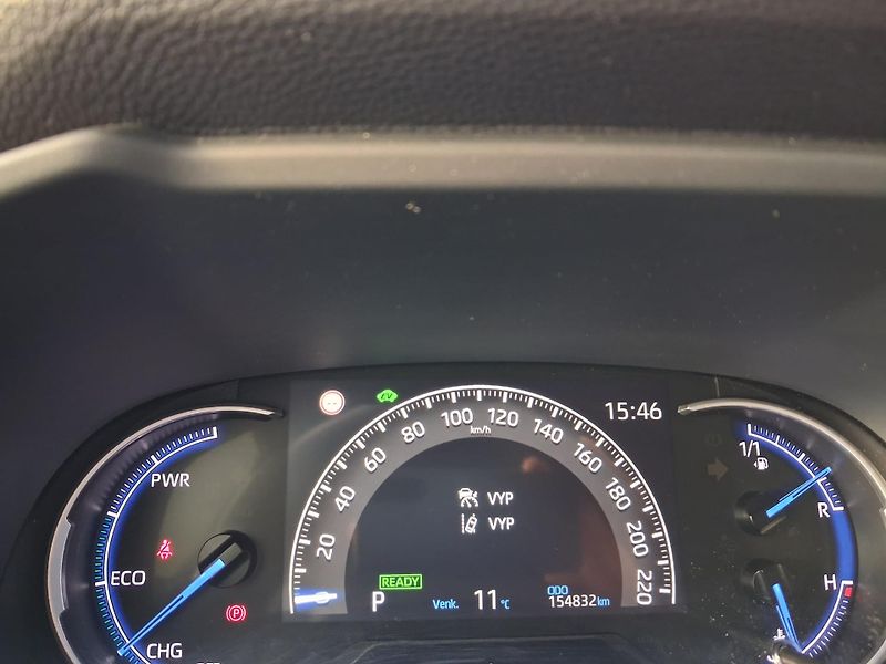 Toyota RAV4 2.5 HSD e-CVT AWD Selection - fotka 15 z 23