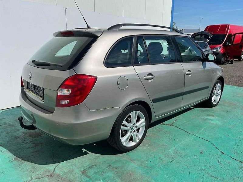 Škoda Fabia 1.4 16V Combi Elegance.