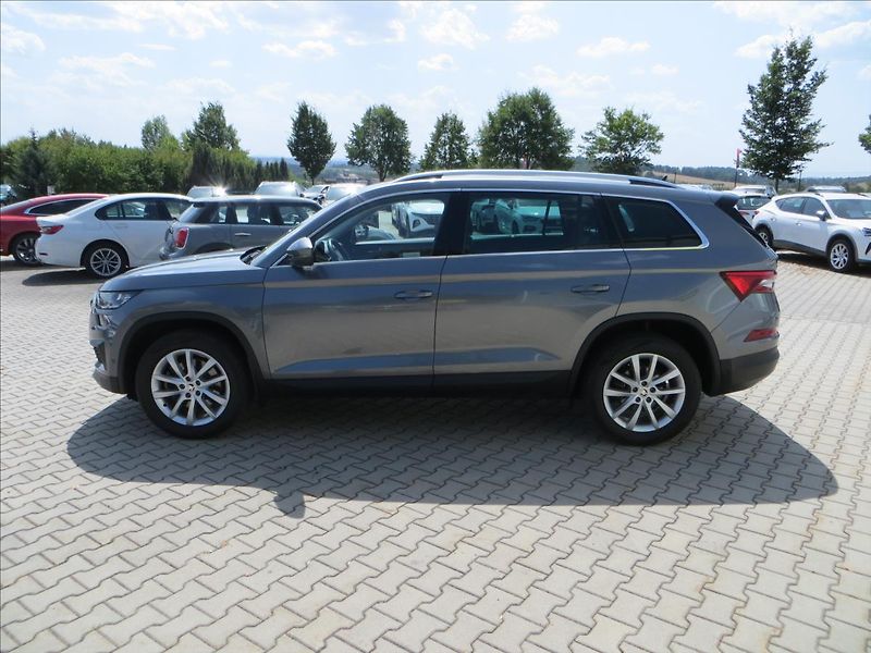 Škoda Kodiaq 2,0 TDI Style DSG 4x4 Tažné ČR - fotka 4 z 33