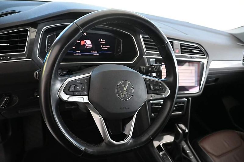 Volkswagen Tiguan Allspace (2023) 2.0 LED DSG ACC LIFE Tažné Vir - fotka 13 z 36
