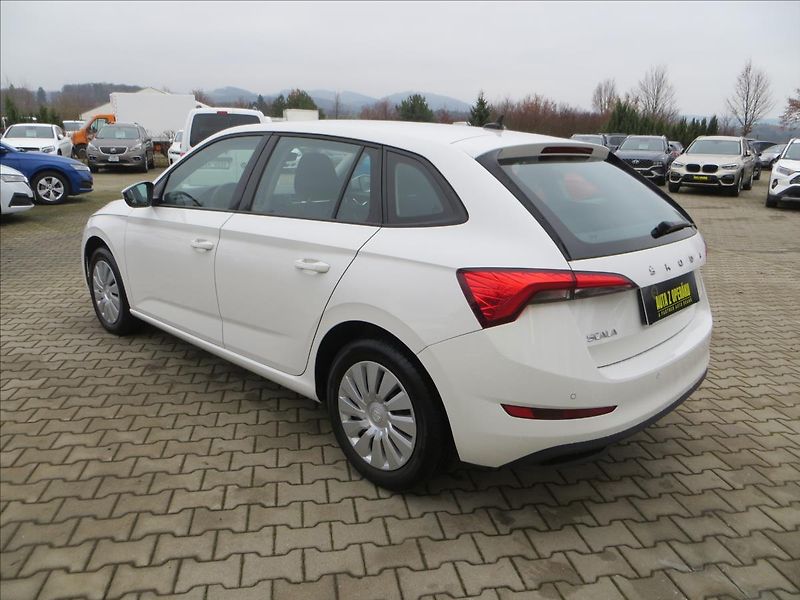 Škoda Scala 1,5 TSI 110kW Ambition ČR - fotka 5 z 20