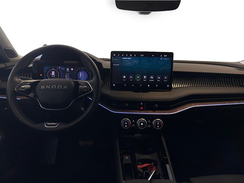 Škoda Superb 2.0TDi L&K 142kW 4x4 - fotka 6 z 25