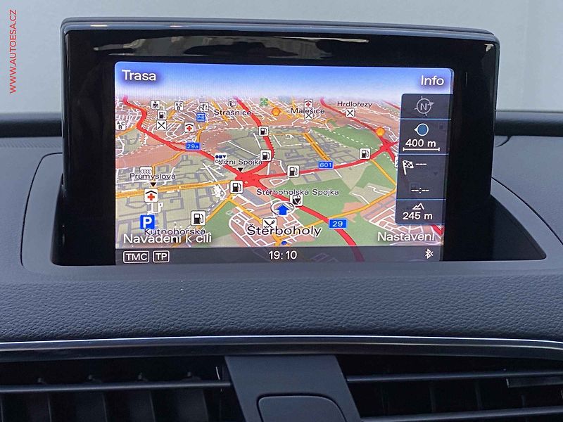 Audi Q3 (2016) 2.0 TSi quattro, AT, LED - fotka 16 z 19