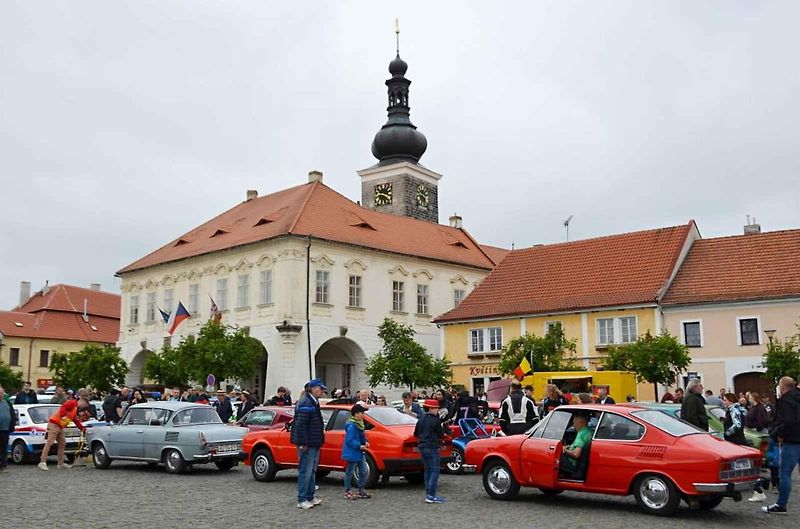 Přehlídka i start ve Velvarech. Finále bylo ve Slaném.