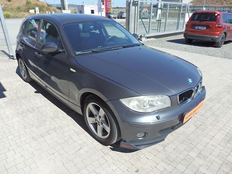 BMW Řada 1 118D DIGI. KLIMA, 8x AIRBAG - fotka 3 z 15