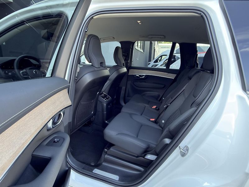 Volvo XC90 T8 AWD RECH. PLUS BRIGHT +kola - fotka 13 z 58