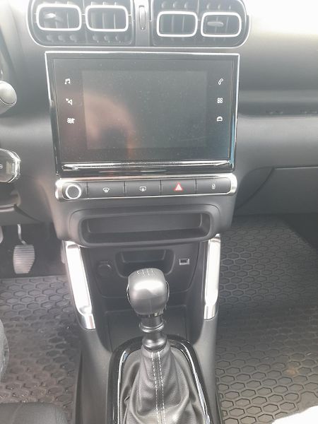 Citroën C3 Aircross (2022) 1,2 PureTech 110k MAN6 - fotka 12 z 28
