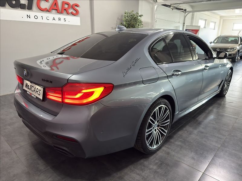 BMW Řada 5 3,0   540i LUXURY M-PAKET HARM - fotka 5 z 40