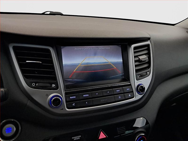 Hyundai Tucson (2015) Style 2.0 CRDi, 4X4 - fotka 16 z 22