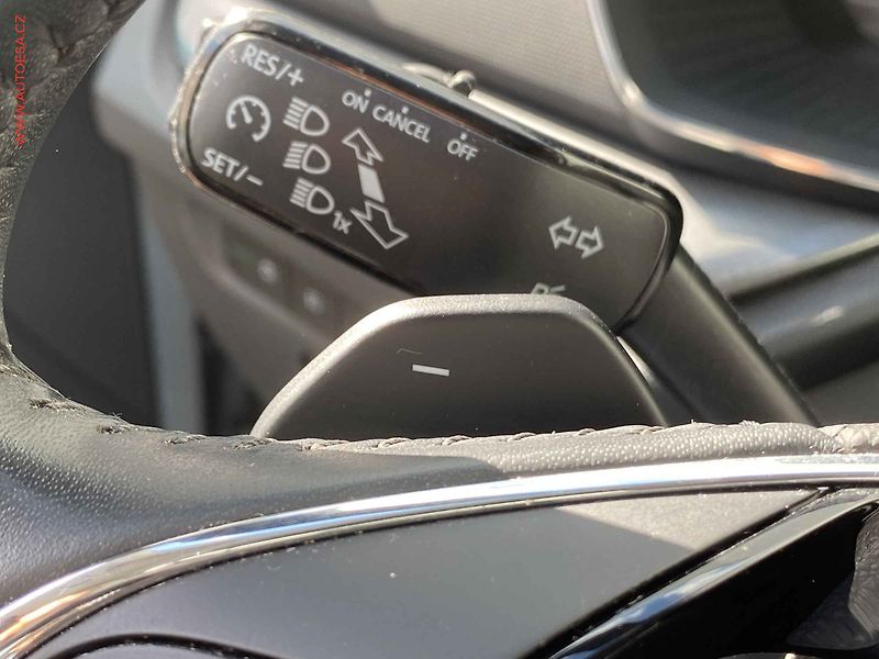 Škoda Octavia (2023) 2.0 TDi, 2.maj,ČR, Ambition - fotka 13 z 18