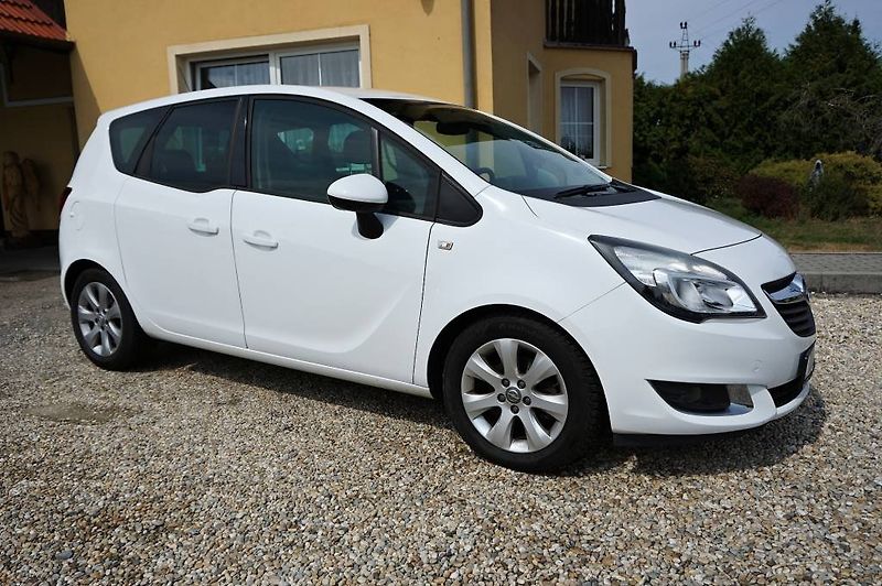 Opel Meriva (2016) ENJOY 1,4T 88 kW - fotka 2 z 36