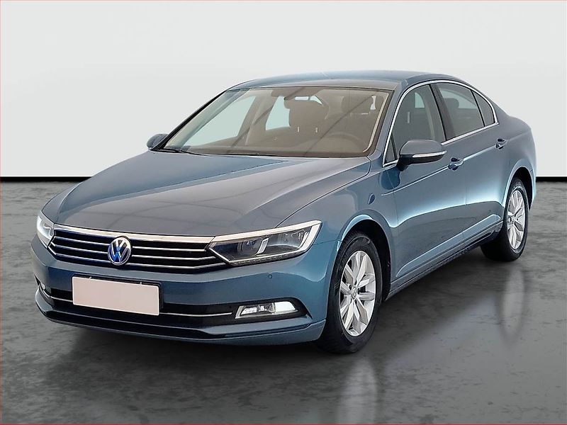 Volkswagen Passat (2016) Comfortline 2.0 TDI, Automat - fotka 2 z 18