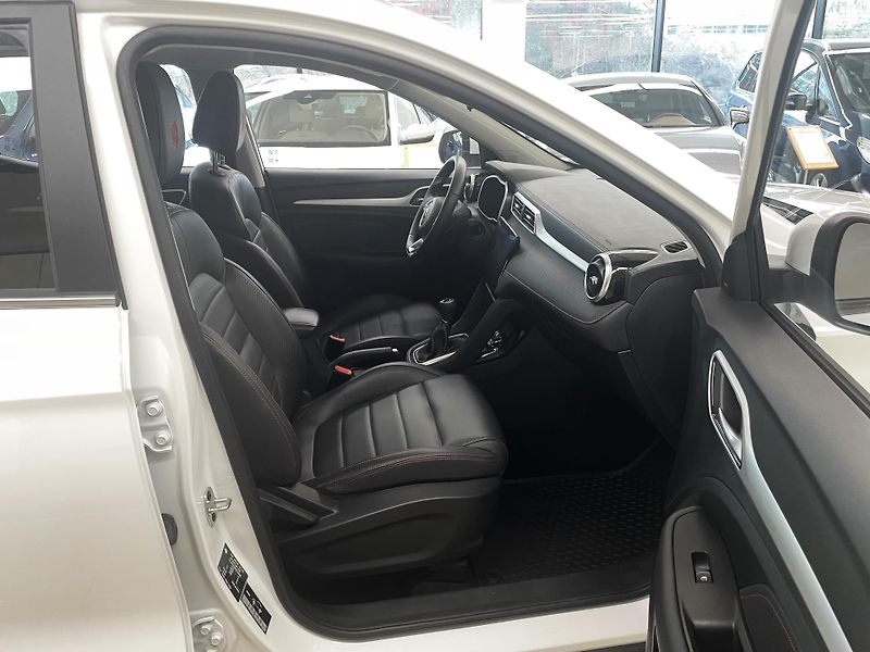 MG ZS 1.0 TGI, ČR, KAM 360 - fotka 11 z 33