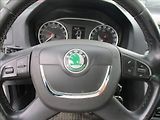 Škoda Octavia 1,6 TDI, aut. klima, servis - náhled 15