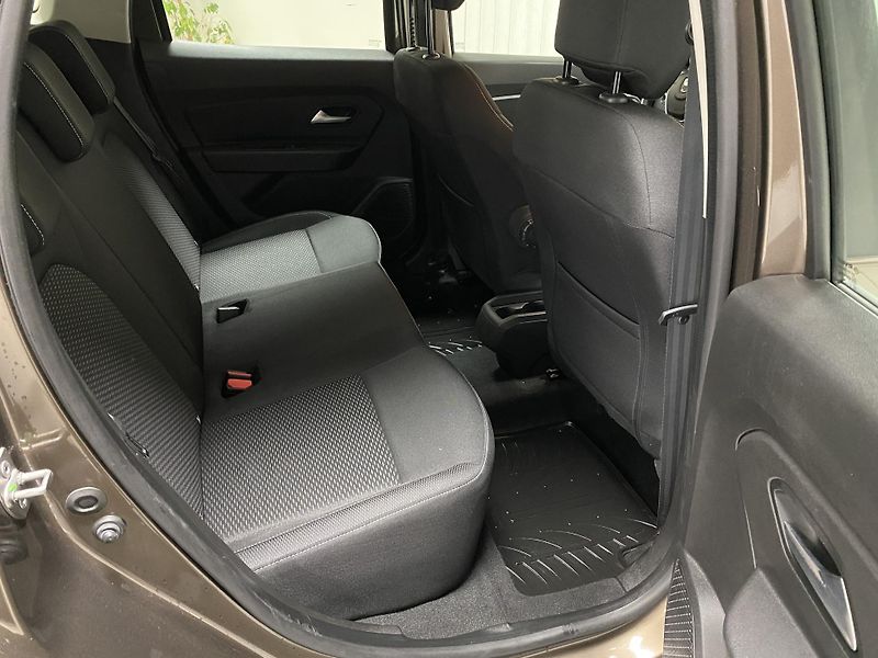 Dacia Duster 1.0 TCe LPG ČR REZERVACE  - fotka 16 z 26