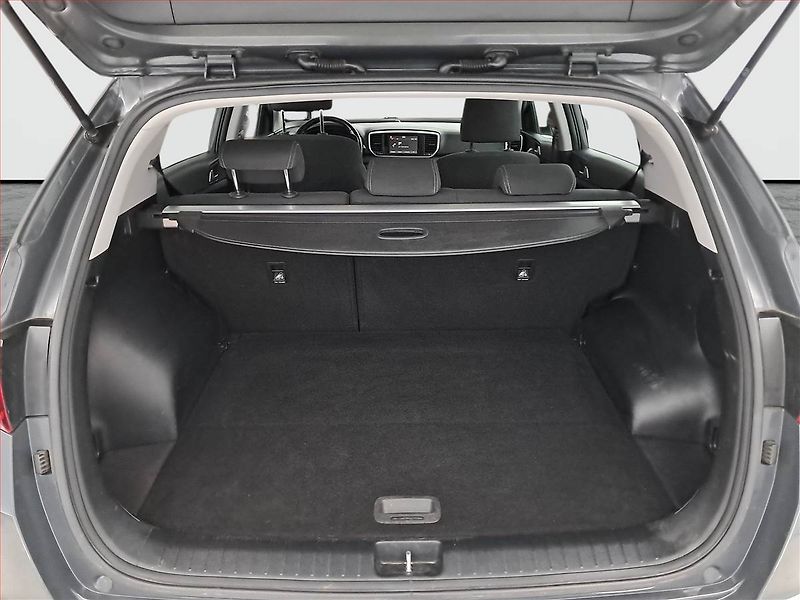 Kia Sportage (2019) 1.6 CRDi, Tempomat - fotka 13 z 18