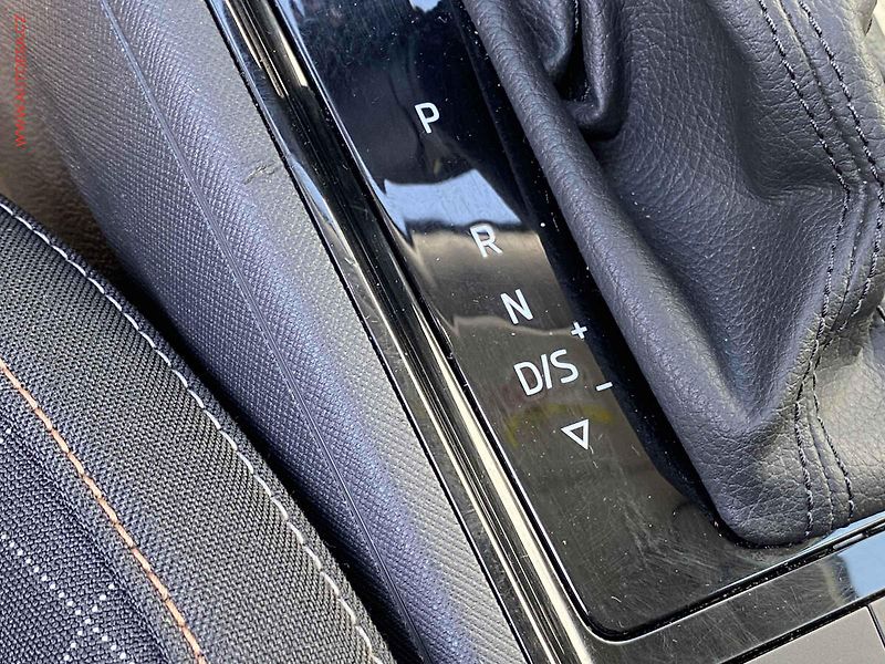 Škoda Kamiq (2021) 1.5 TSi, 1.maj,ČR, Ambition - fotka 14 z 18