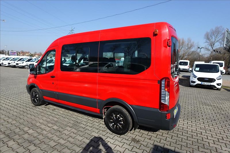 Ford Transit 2,2 TDCi  L2H2 9MÍST BUS KLIMA - fotka 12 z 40