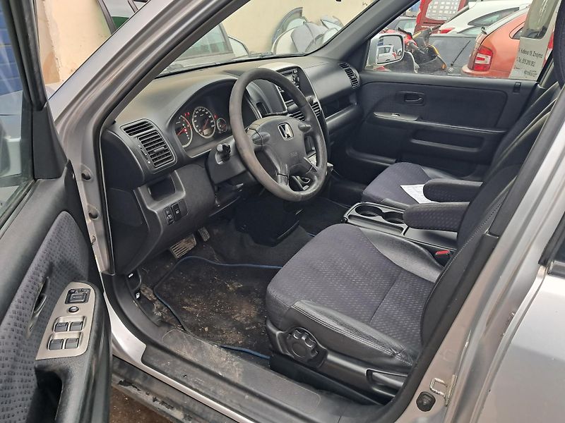 Honda CR-V (2005) 2.0 110Kw náhradní díly - fotka 7 z 9