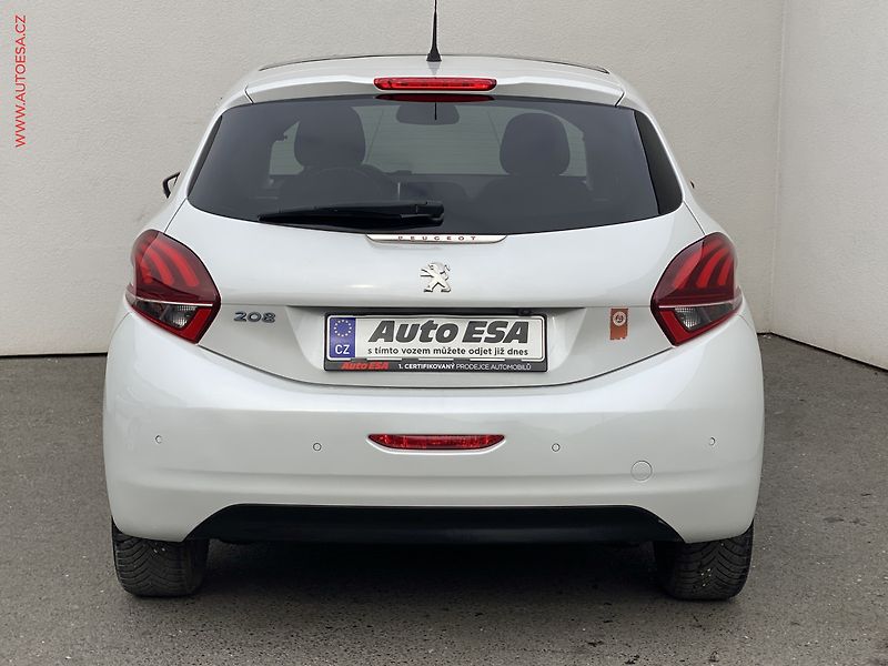 Peugeot 208 (2017) 1.2PT, Roland Garros, panor - fotka 5 z 17